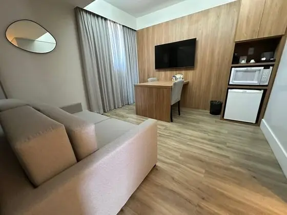 Exclusive Tek Büyük Yataklı Oda