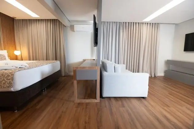 Exclusive Tek Büyük Yataklı Oda