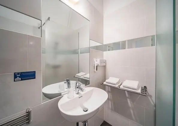 Design İki Ayrı Yataklı Oda