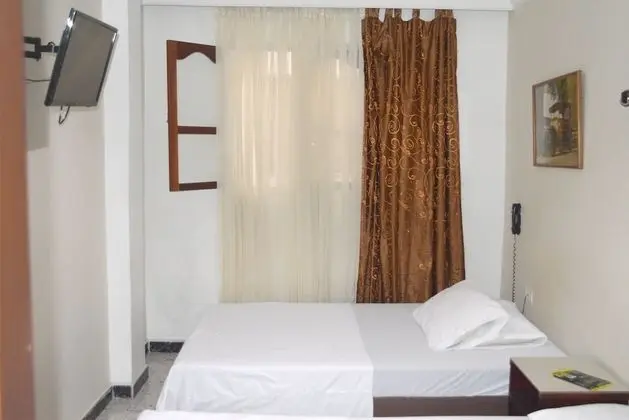 Tek Büyük Yataklı Oda (Fan)