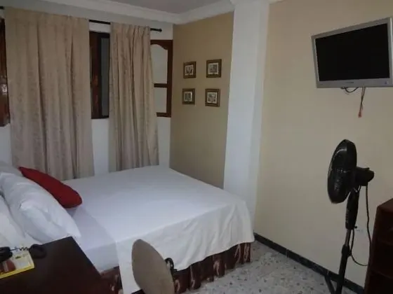 Tek Kişilik Oda (Fan)