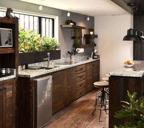 Design Çatı Katı (Loft), 2 Büyük (Queen) Boy Yatak, Sigara İçilmez, Küçük Mutfak
