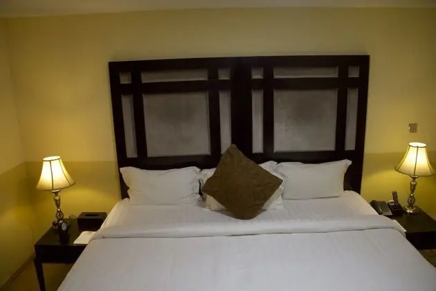 Platinum Suite