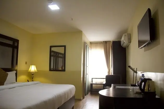 Platinum Suite