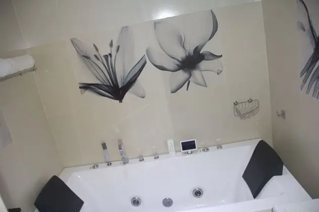Platinum Suite