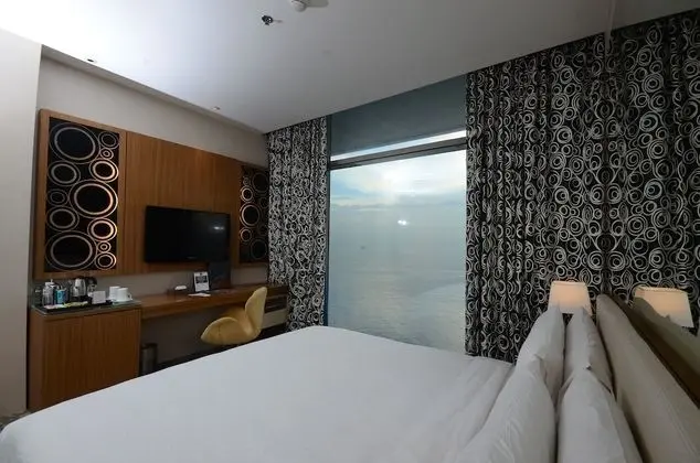 Bayview King Room