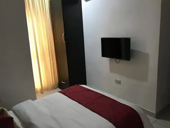 Stüdyo, 1 Büyük (Queen) Boy Yatak, Sigara İçilmez