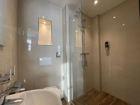 Basic İki Ayrı Yataklı Oda