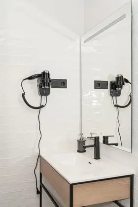 Business Tek Büyük Yataklı Oda, 3 Yatak Odası