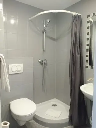 Standard Tek Büyük veya İki Ayrı Yataklı Oda