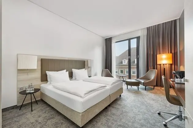 Business Tek Büyük Yataklı Oda (with access to Executive Lounge)