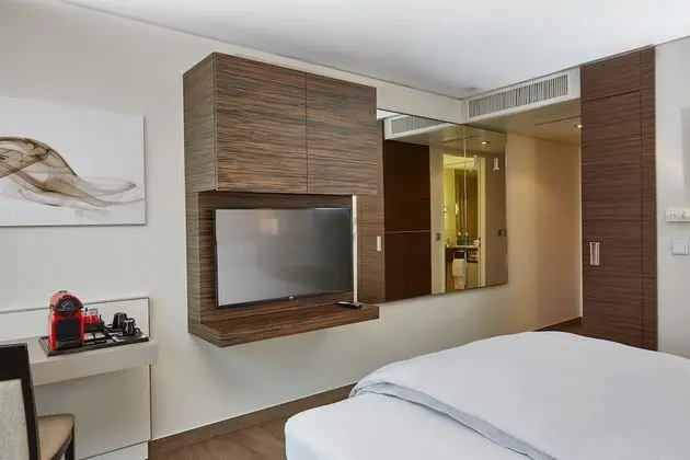 Business Büyük Yataklı Tek Kişilik Oda