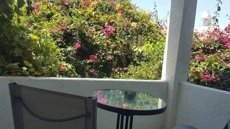 Luxury Stüdyo, Bahçeli