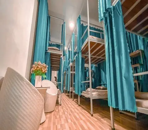 Standard Ortak Ranzalı Oda, Karma Ranzalı Oda, Havuz Manzaralı (Bunk Bed)