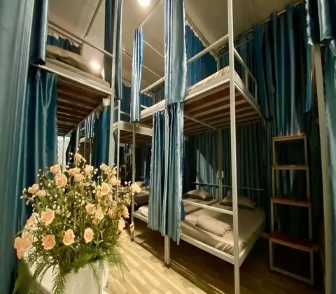 Standard Ortak Ranzalı Oda, Karma Ranzalı Oda, Havuz Manzaralı (Bunk Bed)