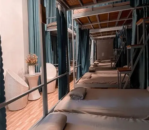 Standard Ortak Ranzalı Oda, Karma Ranzalı Oda, Havuz Manzaralı (Bunk Bed)