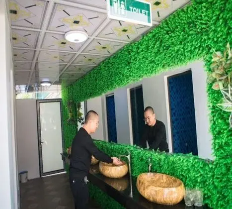 Tek Büyük Yataklı Oda, Ortak Banyo