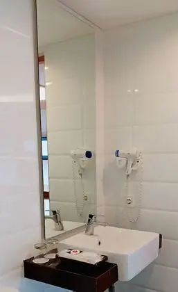 Superior Tek Büyük Yataklı Oda, 1 Büyük (Queen) Boy Yatak, Sigara İçilmez, Şehir Manzaralı