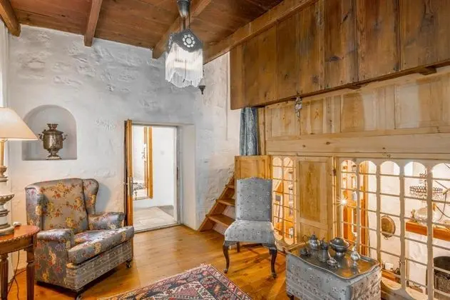 Suite, Bahçe Manzaralı, Şömineli