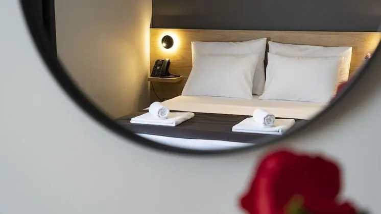 Deluxe Tek Büyük veya İki Ayrı Yataklı Oda