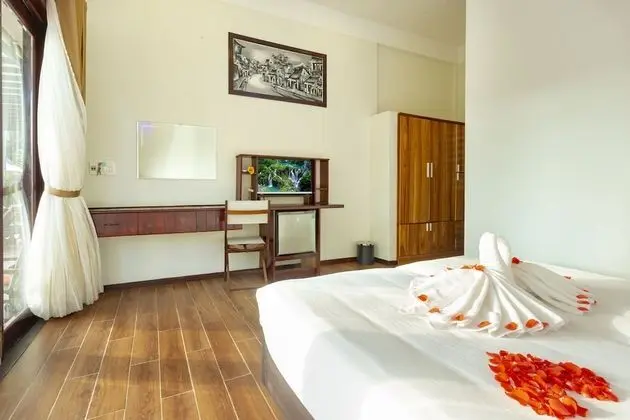 Deluxe Tek Büyük veya İki Ayrı Yataklı Oda, Bahçe Manzaralı