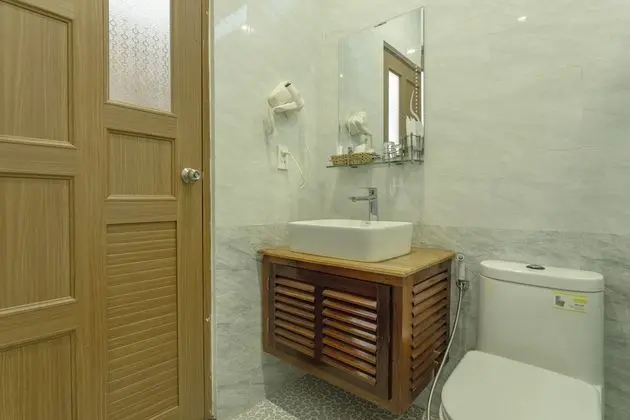 Deluxe Tek Büyük veya İki Ayrı Yataklı Oda, Havuz Manzaralı