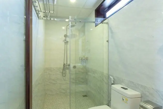 Luxury Tek Büyük Yataklı Oda, Havuz Manzaralı