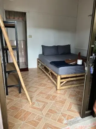 Basic Oda, 1 En Büyük (King) Boy Yatak