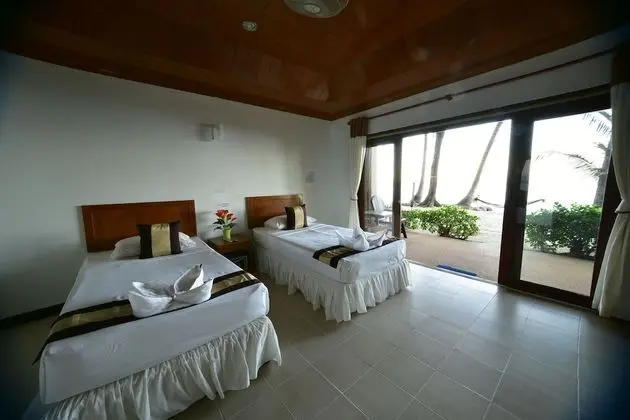 Hotel Seaview Room 40 sqm. with Twin Beds