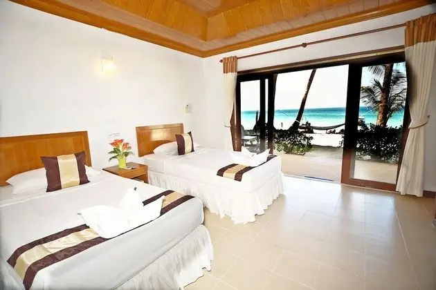 Hotel Seaview Room 40 sqm. with Twin Beds