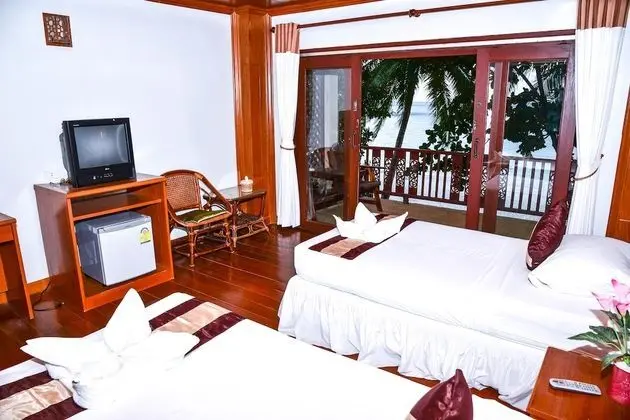 Hotel Seaview Room 40 sqm. with Twin Beds