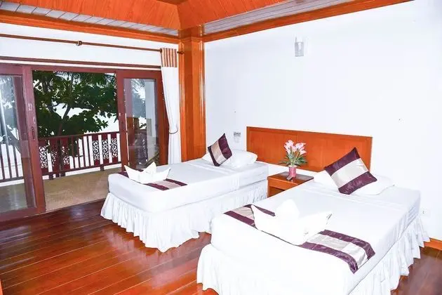 Hotel Seaview Room 40 sqm. with Twin Beds