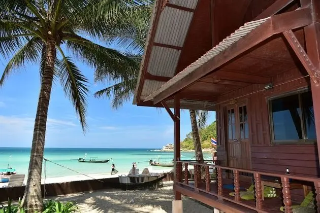 Hotel Seaview Room 40 sqm. with Twin Beds