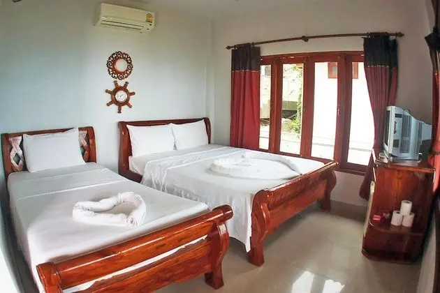 Seaview Deluxe Triple
