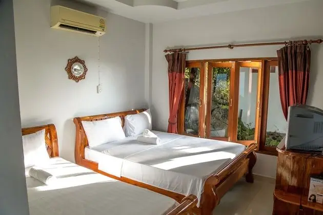 Seaview Deluxe Triple