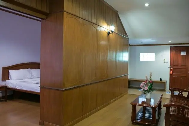 Family Triple Suite