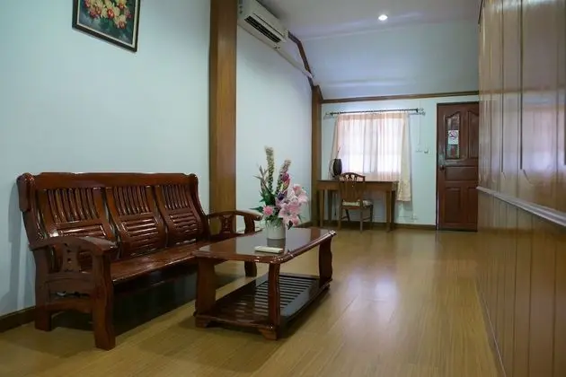 Family Triple Suite