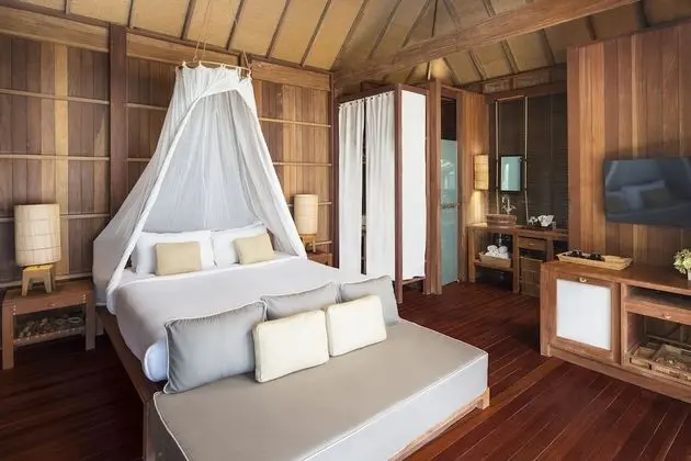 Villa (Castaway Beach Villa)