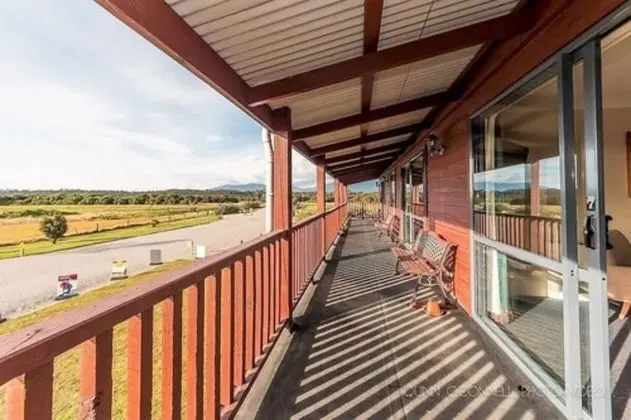 Family Studio, Multiple Beds, Non Smoking, Kitchenette (Upstairs)