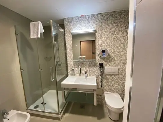 Tek Büyük veya İki Ayrı Yataklı Oda
