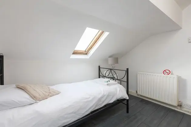 Basic Single Room Fourth Floor.