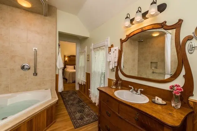 Deluxe Süit, Jakuzi