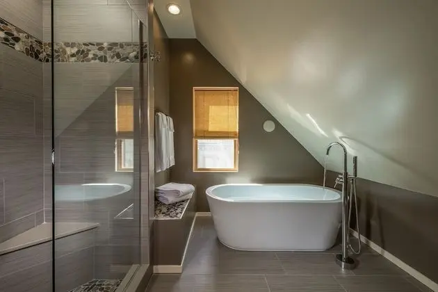 Luxury Çatı Katı (Loft), 1 En Büyük (King) Boy Yatak, Şömine