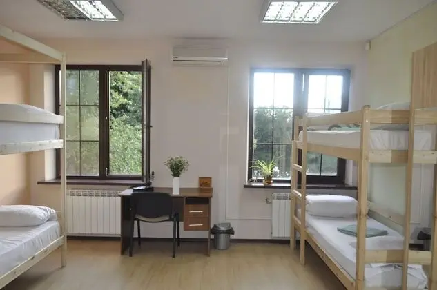 Ortak Ranzalı Oda, Sadece kadınlar için (Bed in 6-Beds Female Dormitory)