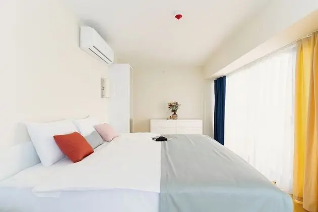 Panorama Two Bedrooms plus Living Room