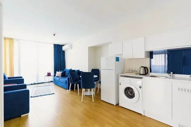 Panorama Two Bedrooms plus Living Room