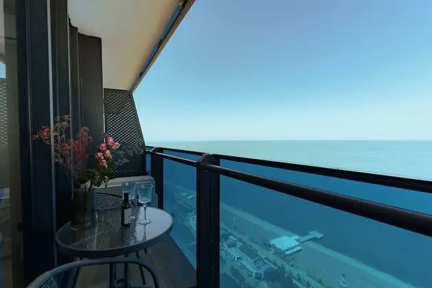 Panorama Two Bedrooms plus Living Room