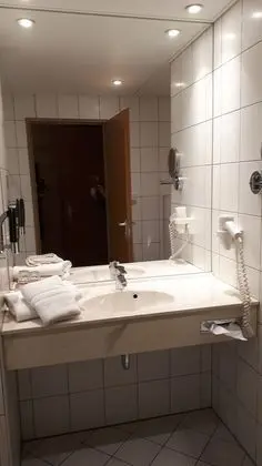 Tek Büyük Yataklı Oda (Badehaus)