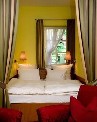 Tek Büyük Yataklı Oda (Cavalierhaus)