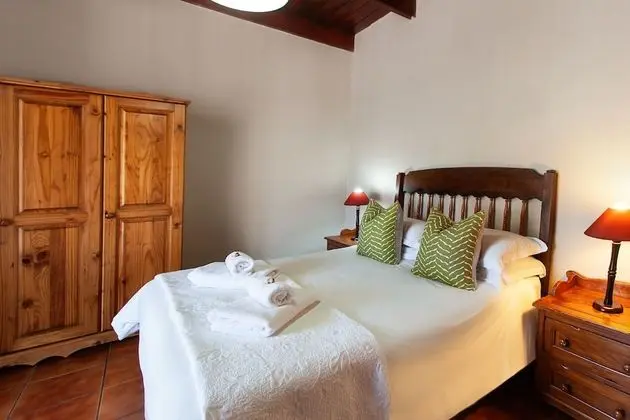Kır Evi (Jacaranda 8)